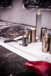 Краска для граффити аэрозольная маленькая Montana Black Micro 150 мл