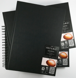 Скетчбук Fabriano Drawingbook в твердом переплете на пружине А4 / 60 листов / 160 гм (портрет)