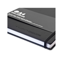 Альбом для зарисовок Blackbook / A4 верт. 200 стр. 110 г/м